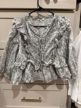 entro Sage Green Floral Ruffle Tie-Front Blouse